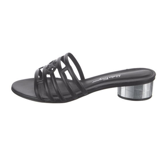 SALVATORE FERRAGAMO Ladies Gancini Slide Sandals Size 8 - Picture 3 of 5